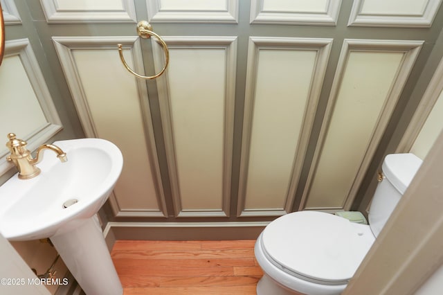 bathroom featuring toilet