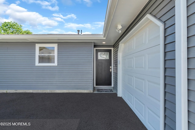 6 Reef Pl, Brick, NJ 08723 - property entrance with driveway