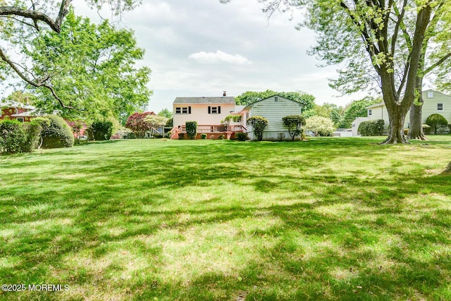 27 Hilltop Rd, West Long Branch, NJ 07764 - view of yard featuring a wooden deck