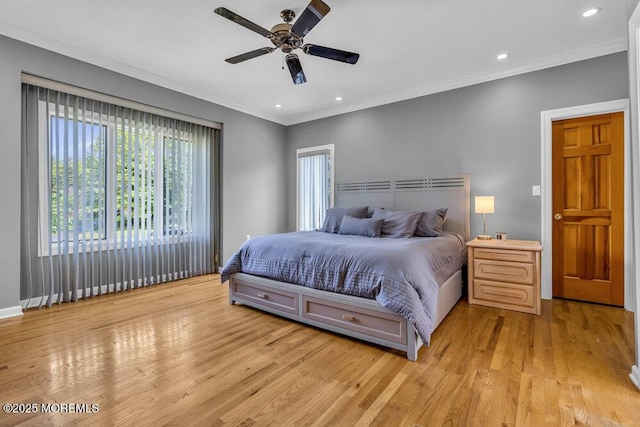 bedroom featuring crown molding, recessed lighting, a ceiling fan, and light wood-style floors