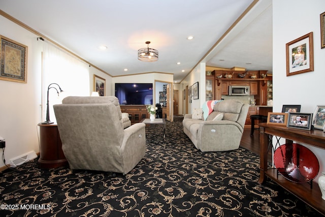 397 Finch Way, Freehold, NJ 07728 - carpeted living area featuring baseboards and recessed lighting
