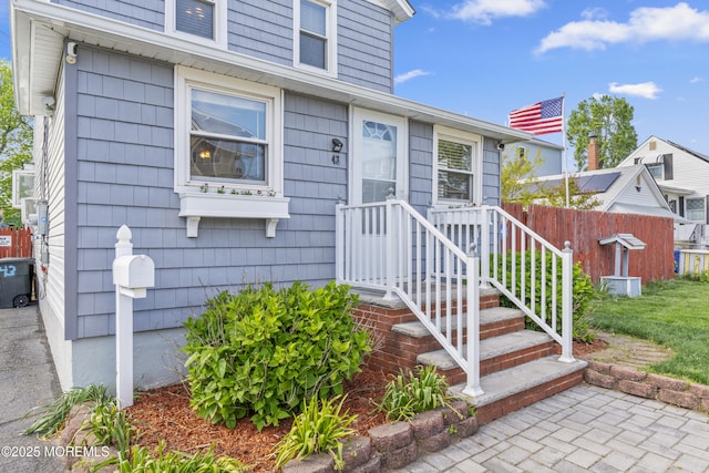 39-43 Twilight Ave, Keansburg, NJ 07734 - view of front of home featuring fence