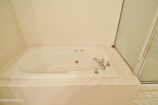 111 Watson Ct, Howell, NJ 07731 - full bathroom featuring a bath