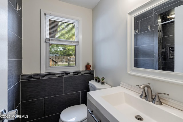 443 Lafayette Dr, Brick, NJ 08723 - full bath with toilet, a tile shower, and vanity