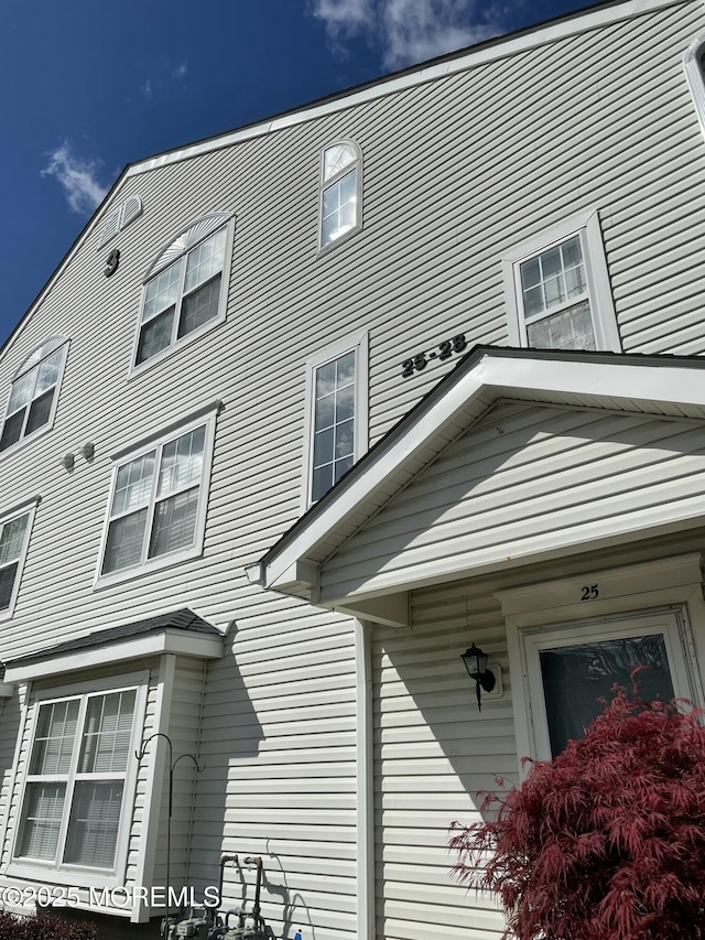 view of property exterior