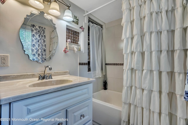 607 Willow St, Lakehurst, NJ 08733 - full bath with vanity and shower / bath combination with curtain
