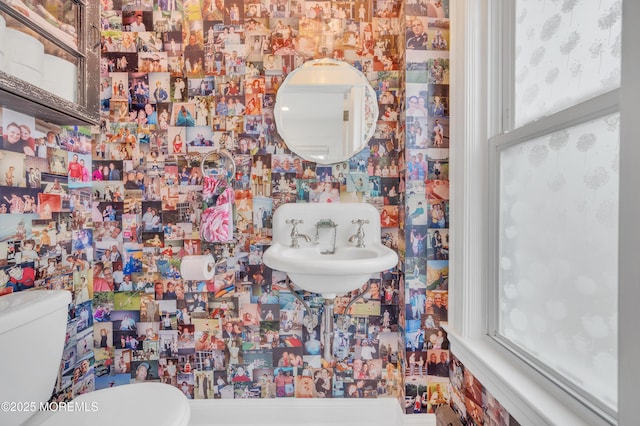 bathroom featuring toilet