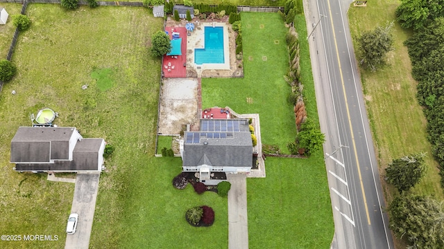 1 Skylark Dr, Jackson, NJ 08527 - bird's eye view of a pool