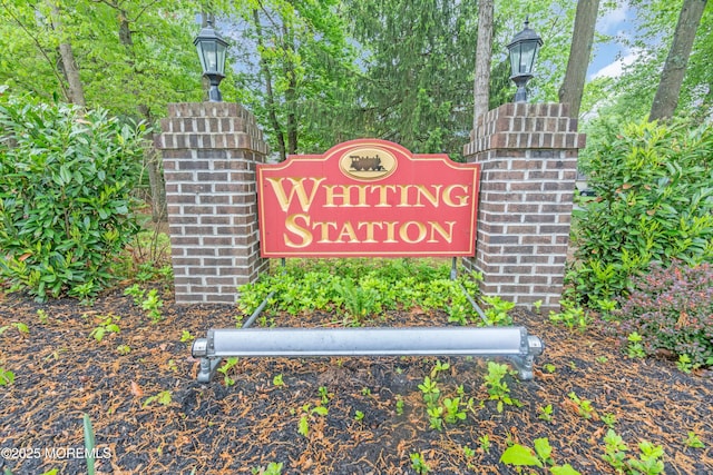 578 Petunia Ln N, Whiting, NJ 08759 - view of community sign