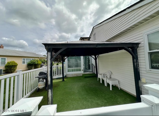 1 Lagos Ct, Toms River, NJ 08757 - view of yard