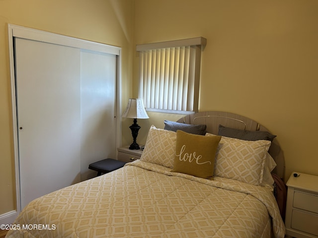 bedroom with a closet