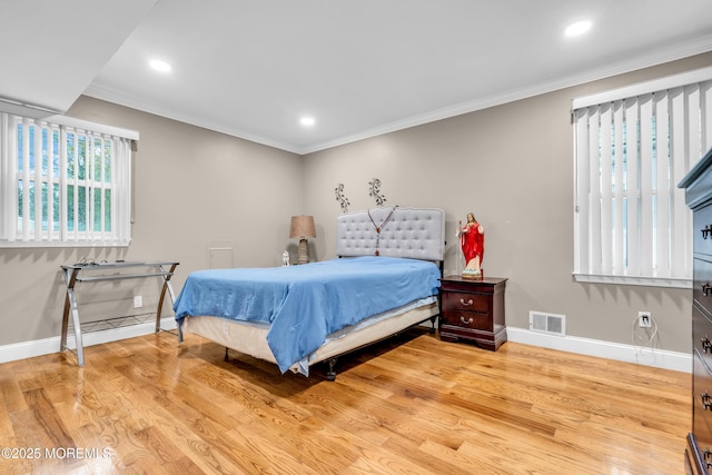 1012 Bismarck St, Toms River, NJ 08757 - bedroom featuring baseboards, light wood-type flooring, crown molding, and recessed lighting