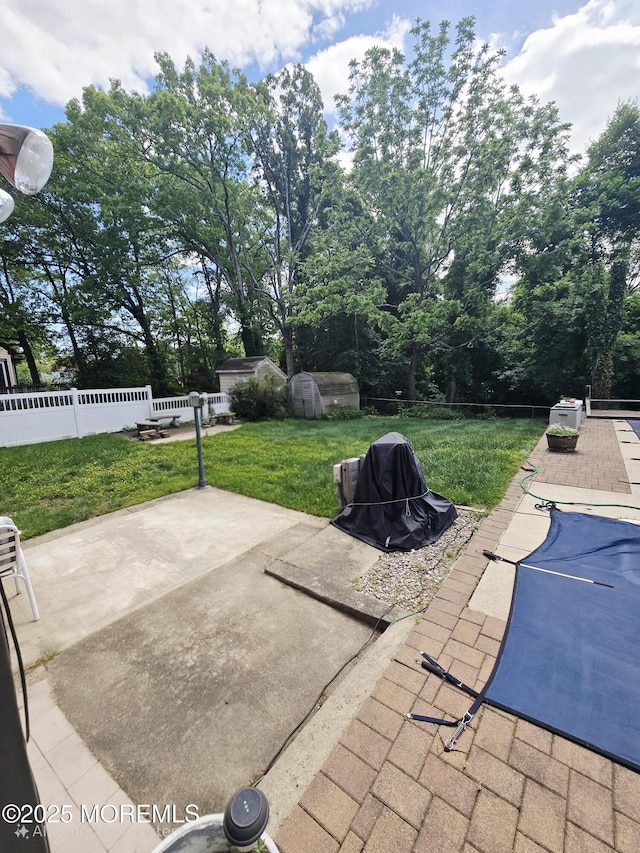 804 Brookside Dr, Toms River, NJ 08753 - view of patio with view of wooded area
