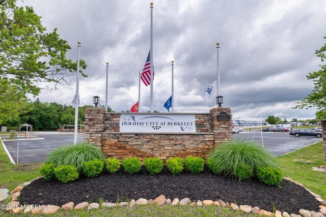 129 Guadeloupe Dr, Toms River, NJ 08757 - view of community / neighborhood sign