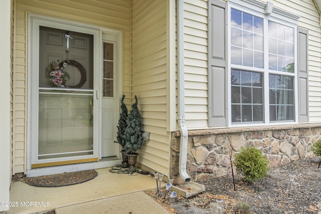view of exterior entry