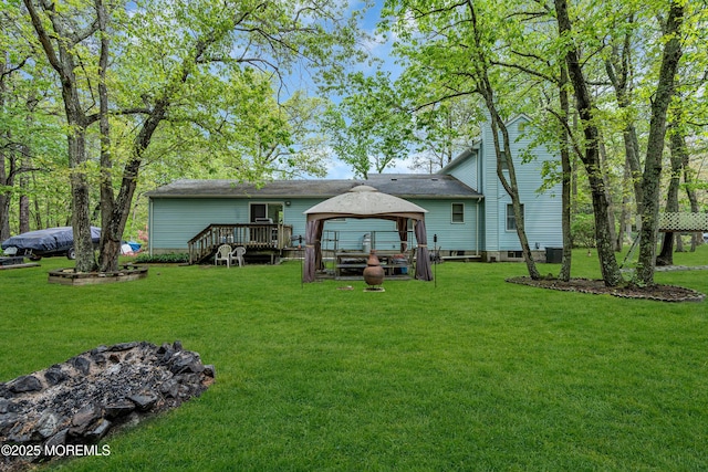 441 E Bird Village Rd, Jackson, NJ 08527 - back of property featuring a gazebo, a yard, and a deck