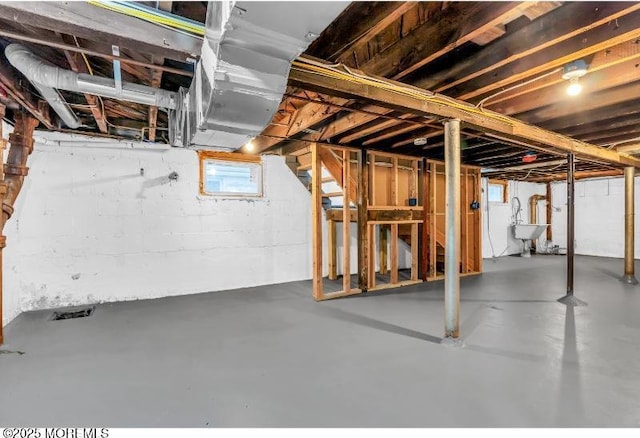 1031 3rd Ave, Asbury Park, NJ 07712 - below grade area featuring a sink