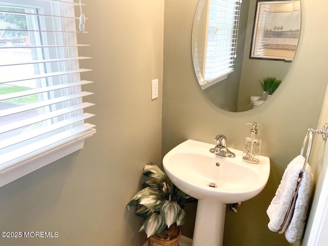 630 Springfield Ave, Pine Beach, NJ 08741 - view of bathroom