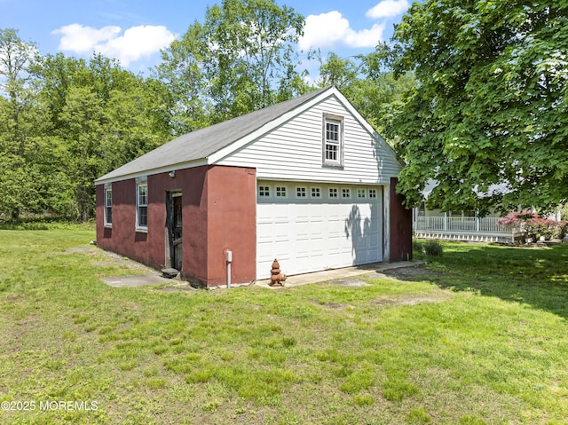 view of detached garage