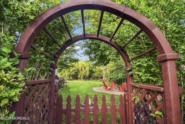 725 Province Line Rd, Allentown, NJ 08501 - view of green lawn