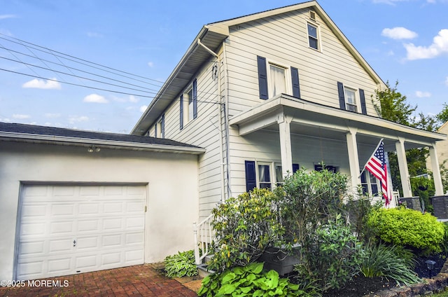 725 Province Line Rd, Allentown, NJ 08501 - view of front of home with an attached garage