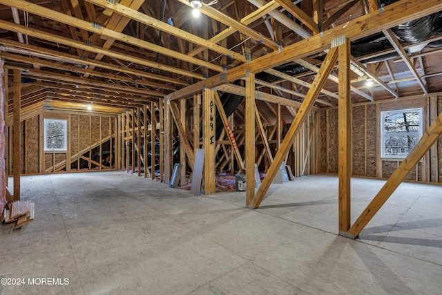 24 Golders Green Rd, Lakewood, NJ 08701 - view of miscellaneous room