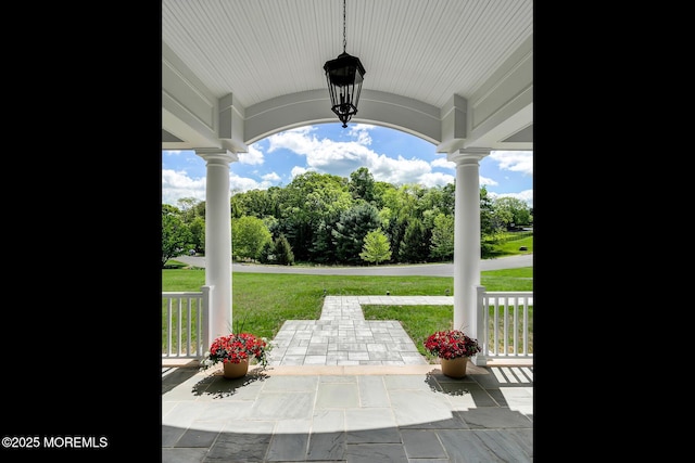 view of patio / terrace with covered porch
