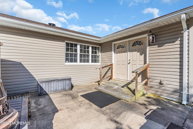 11 S Point Ct, Toms River, NJ 08757 - entrance to property featuring a patio area