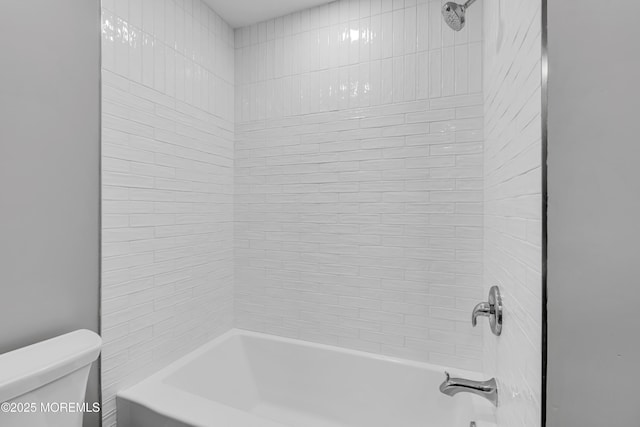 92 Sargent Rd, Freehold, NJ 07728 - full bath featuring toilet and shower / bath combination