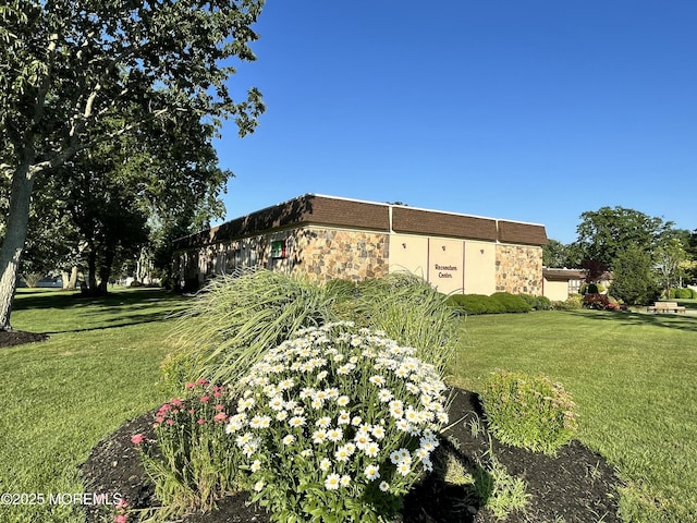 1164B Argyll Cir, Lakewood, NJ 08701 - view of grassy yard