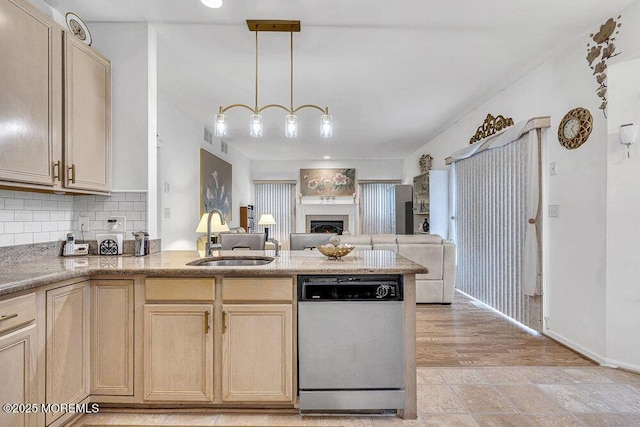 303 Diamond Rd, Jackson, NJ 08527 - kitchen with dishwashing machine, a sink, open floor plan, a peninsula, and tasteful backsplash