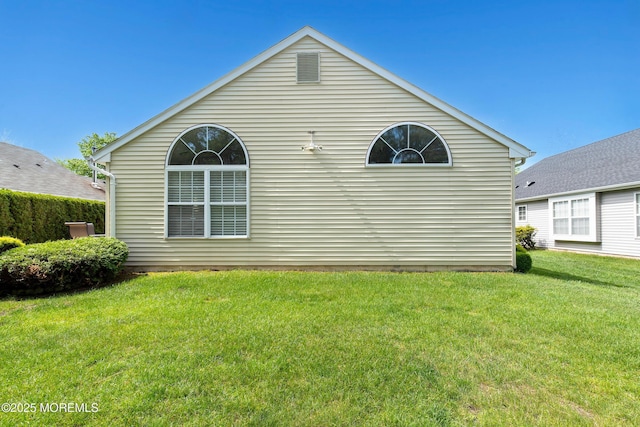 102 Clear Lake Rd, Whiting, NJ 08759 - view of side of property featuring a yard