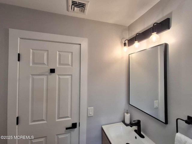 22 Macedulski Ter, South Amboy, NJ 08879 - bathroom with vanity