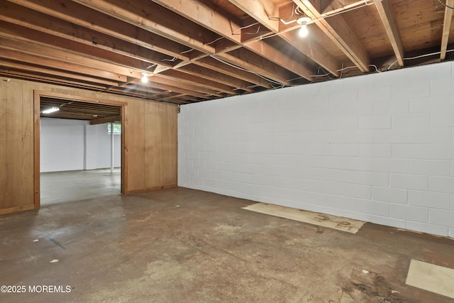205 Edgemere Dr, Toms River, NJ 08755 - unfinished below grade area with concrete block wall