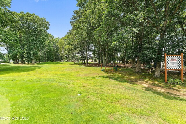 39 Patmore Rd, Brick, NJ 08724 - view of grassy yard