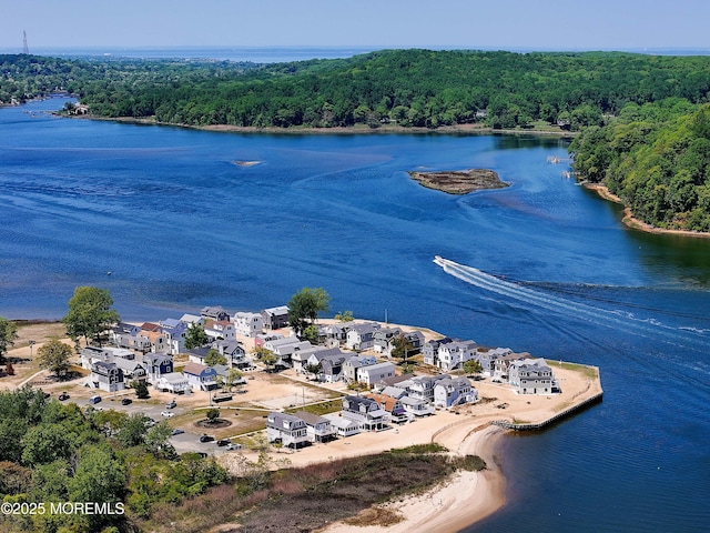 142 Black Point Rd Unit G1, Rumson, NJ 07760