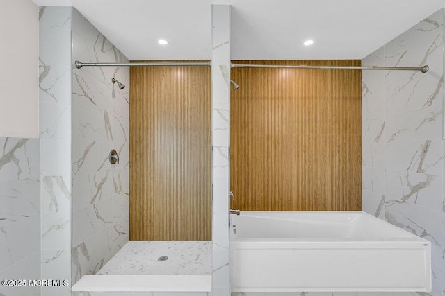 14 Blue River Way, Lakewood, NJ 08701 - full bath featuring tile walls and recessed lighting
