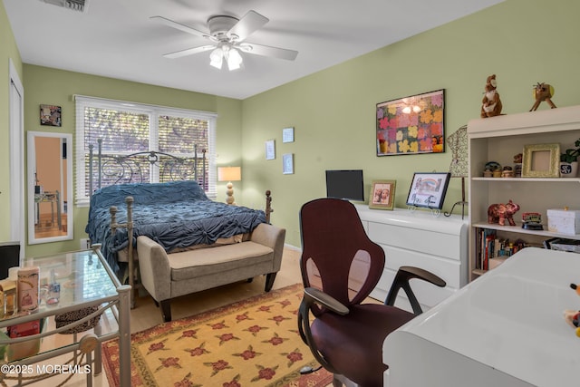 bedroom featuring ceiling fan