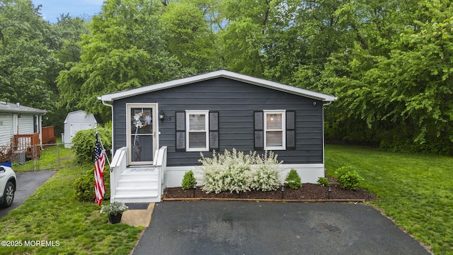 15 Cedar Ct, Manalapan, NJ 07726 - view of front of house
