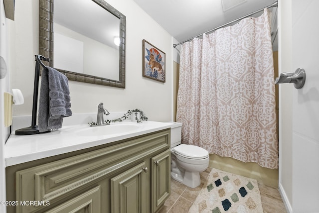 15 Cedar Ct, Manalapan, NJ 07726 - bathroom with toilet, vanity, and shower / bath combo