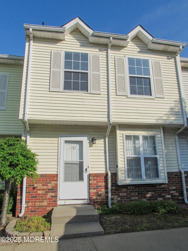 127 Meli Ln, Jackson, NJ 08527 - view of property featuring brick siding
