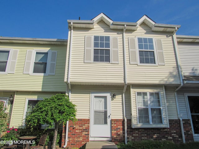 127 Meli Ln, Jackson, NJ 08527 - multi unit property with brick siding