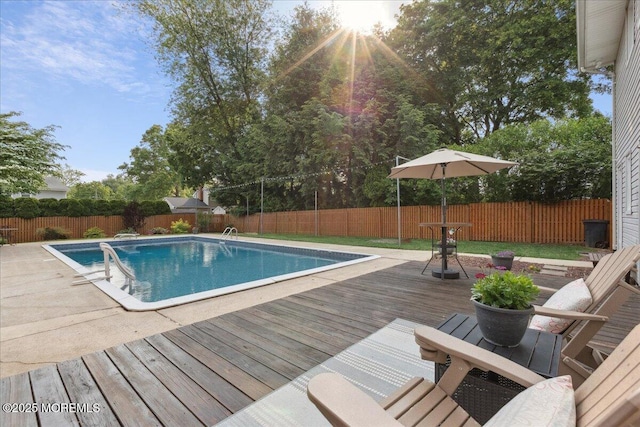 19 Meadowbrook Ln, Freehold, NJ 07728 - view of swimming pool featuring a wooden deck and a fenced backyard