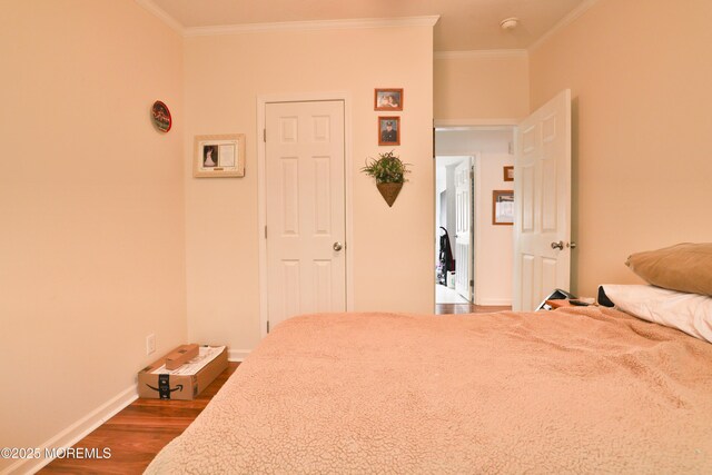 39 Goldenrod Pl, Jackson, NJ 08527 - bedroom with dark wood-style floors, crown molding, and baseboards