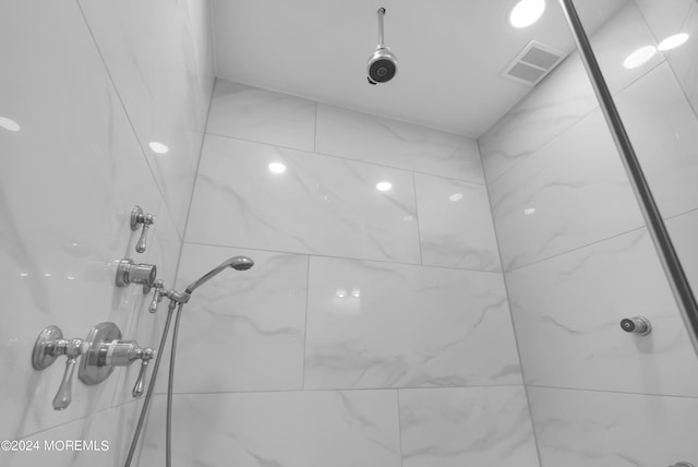 6 Afton Rd, Jackson, NJ 08527 - full bath with a shower
