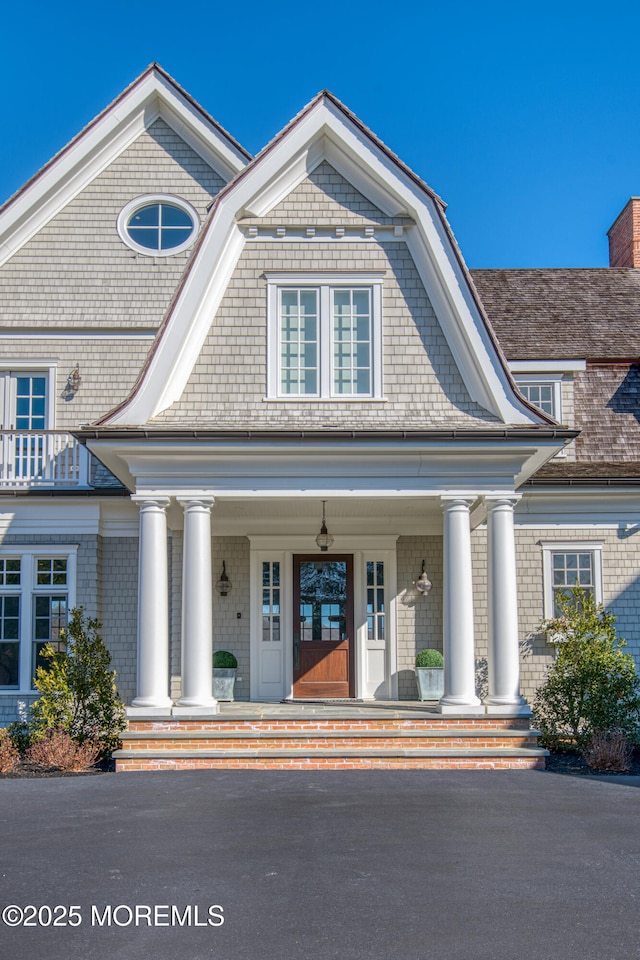 0 Wilson Cir, Rumson, NJ 07760 - view of front of house with covered porch and a gambrel roof