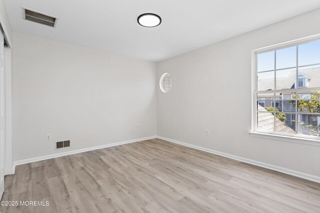 52 Straton Ct Unit 1006, Parlin, NJ 08859 - spare room with light wood finished floors and baseboards