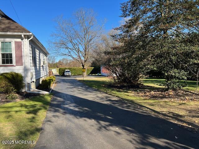 79 Davidson Mill Rd, North Brunswick, NJ 08902 - view of asphalt road