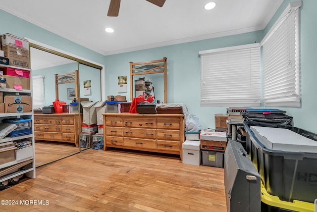 office area with ceiling fan, ornamental molding, light wood finished floors, and recessed lighting
