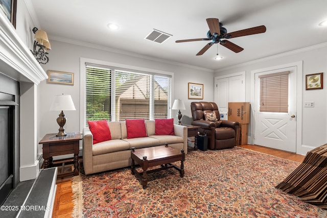 567 Deal Pkwy, Allenhurst, NJ 07711 - living room featuring crown molding, wood finished floors, ceiling fan, and recessed lighting